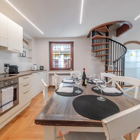 Apartmentsarena - Capitolium Apartamento *